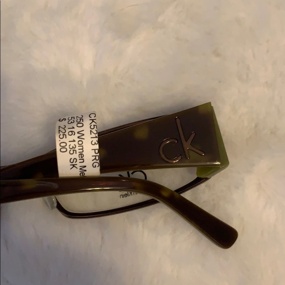 Calvin Klein lens - Picture 3 of 7